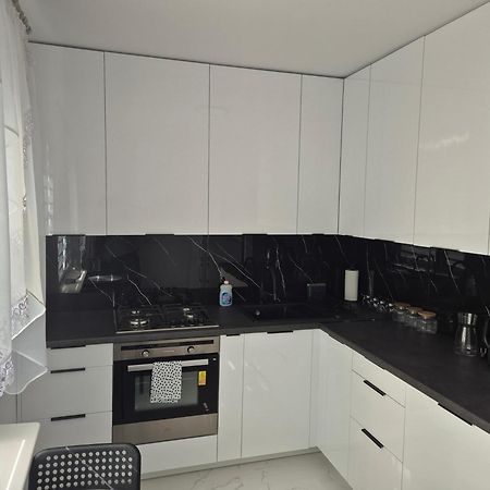 Nati Apartment ราดอม ภายนอก รูปภาพ